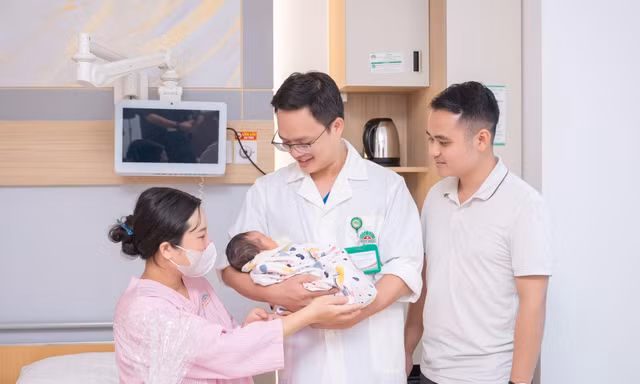 Sinh con khỏe mạnh sau ba lần bị thai ngoài tử cung nhờ IVF