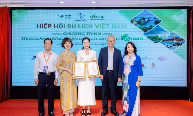 FTE Hotels: ‘Cú đúp’ danh giá khẳng định vị thế dẫn đầu du lịch xanh và chất lượng dịch vụ đẳng cấp