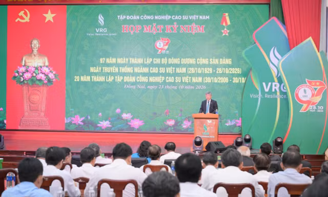 Tập đoàn Công nghiệp cao su Việt Nam kỉ niệm 97 năm Ngày truyền thống ngành