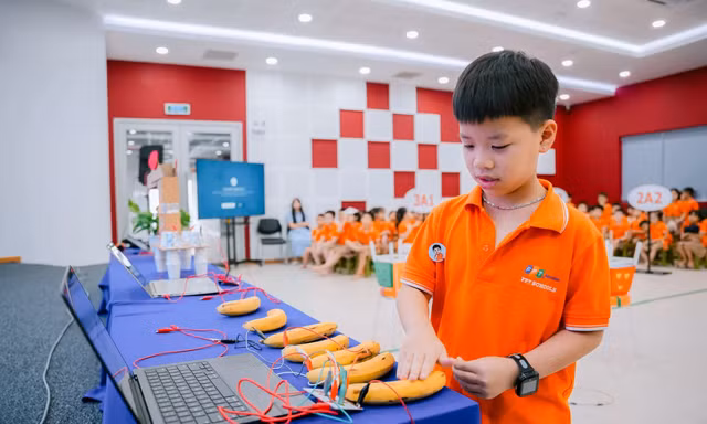 Bài học từ thực tiễn quốc tế và lời giải cho bài toán ứng dụng AI trong giáo dục phổ thông