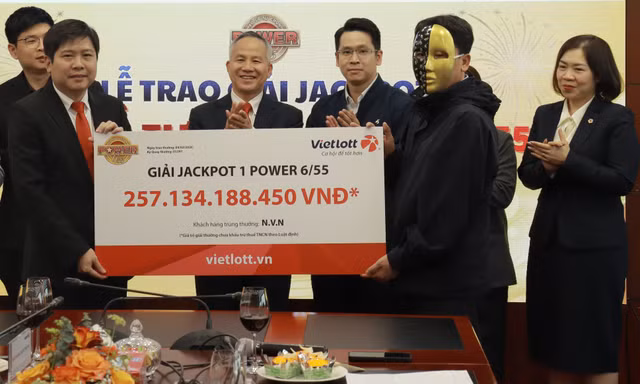 Bất ngờ về người vừa trúng Vietlott hơn 257 tỷ đồng