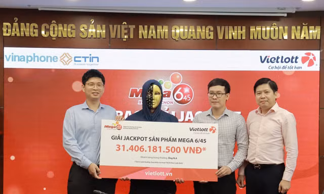 Người đàn ông Hải Phòng trúng Vietlott hơn 31 tỷ đồng 