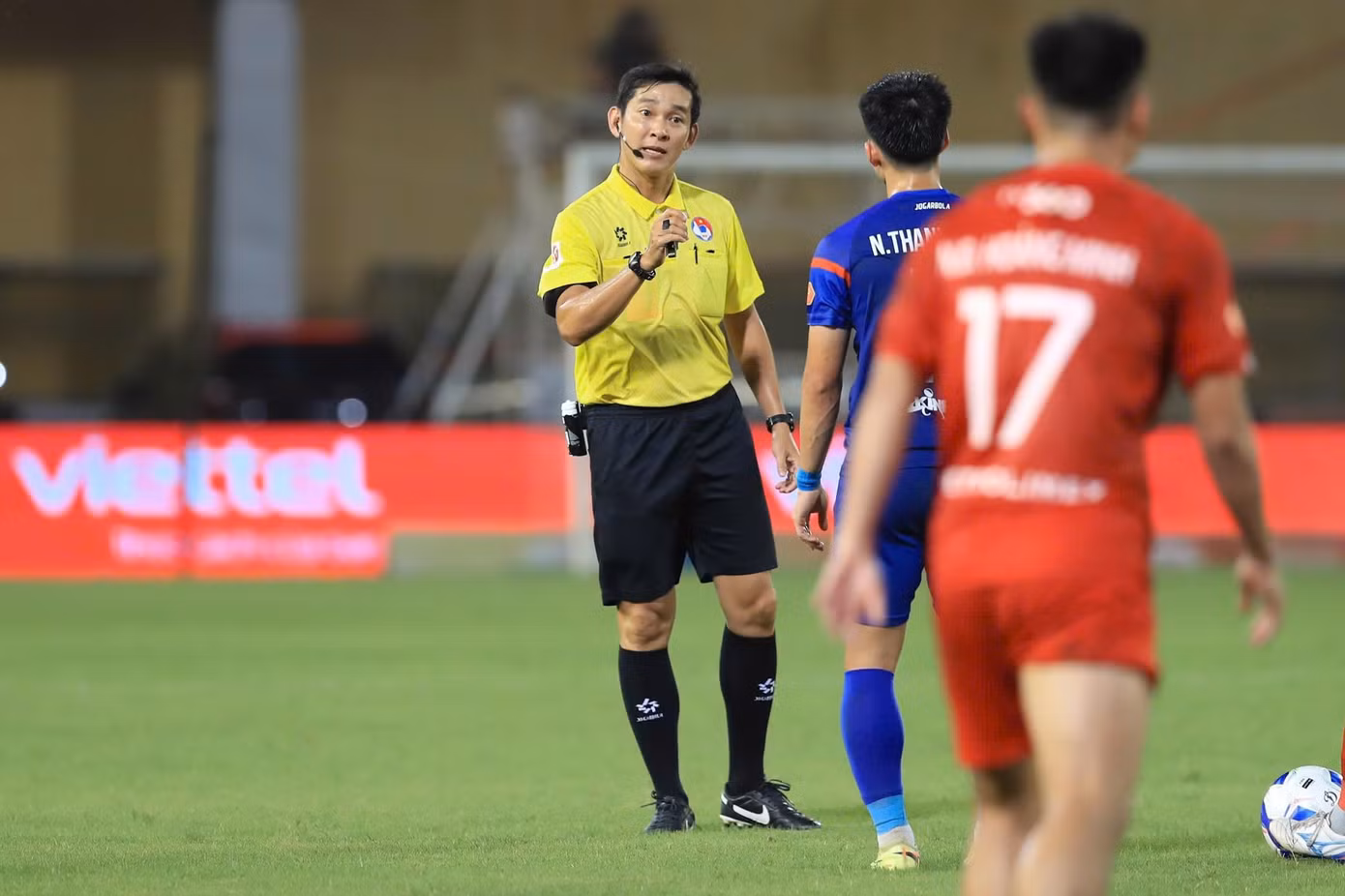 b2adfc9c-7a53-4da3-bc02-901ca8af7549.jpg