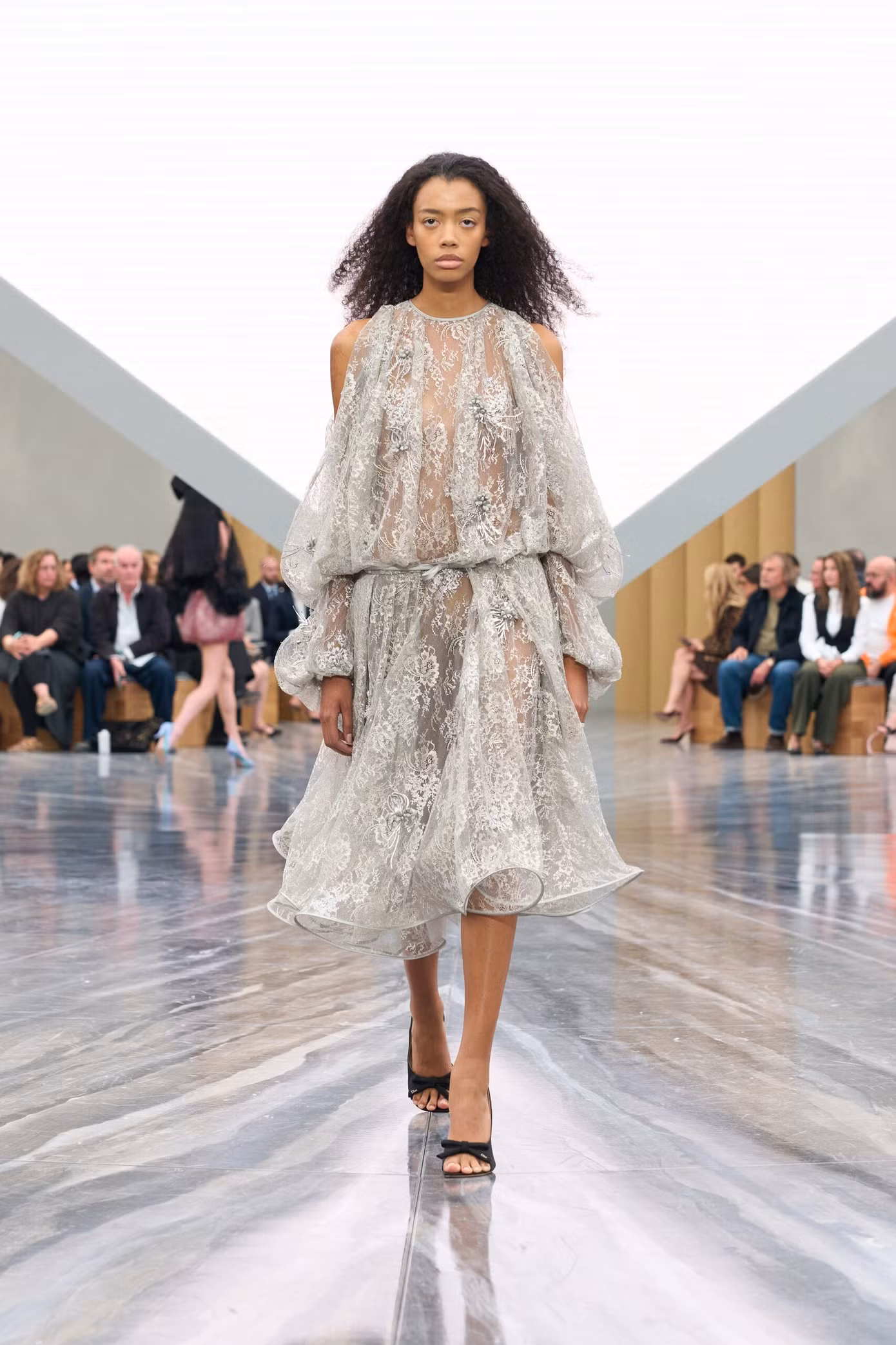 dior-w-rtw-ss26-look-71-scaled.jpg