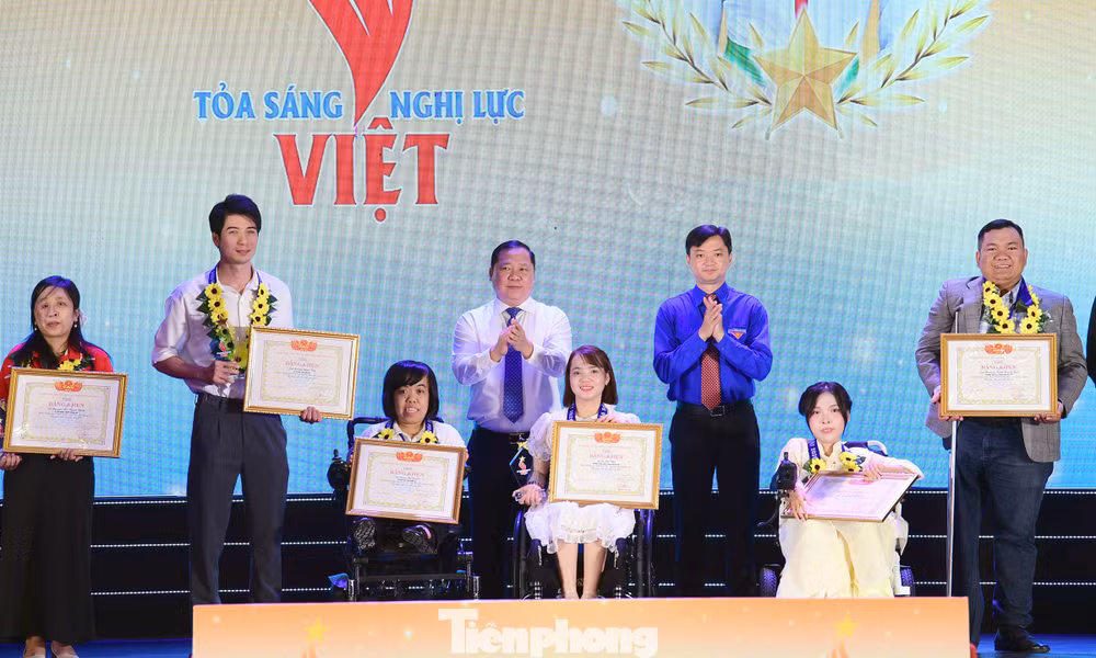 Vinh danh 26 gương thanh niên 'Tỏa sáng Nghị lực Việt' năm 2026