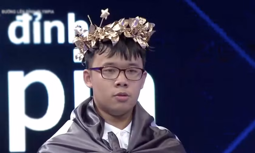 Nam sinh trường Ams thắng tuyệt đối trận quý, thẳng tiến Chung kết năm Đường lên đỉnh Olympia 26