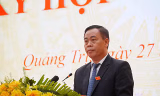 Kiện toàn nhân sự lãnh đạo HĐND và UBND tỉnh Quảng Trị