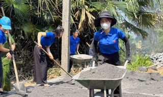 Những ngôi nhà mới giữa đại ngàn, bên triền cát trắng