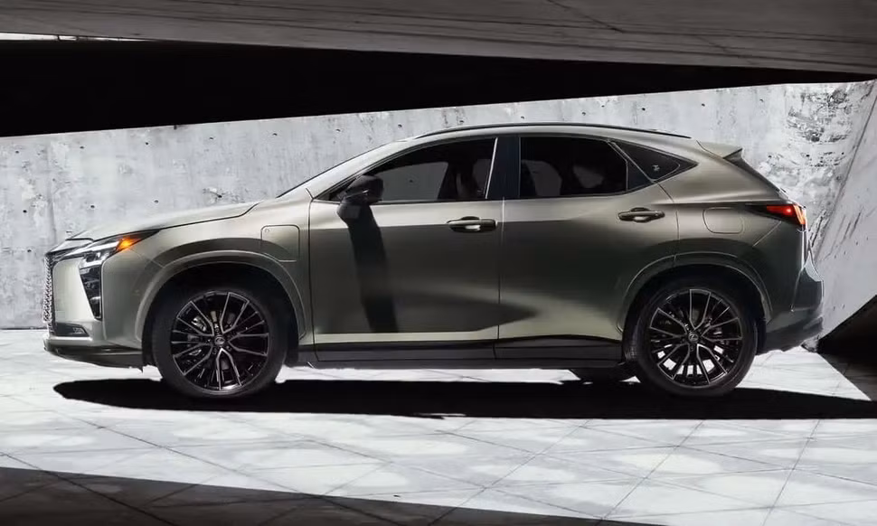 Lexus nâng cấp lớn cho dòng SUV chủ lực