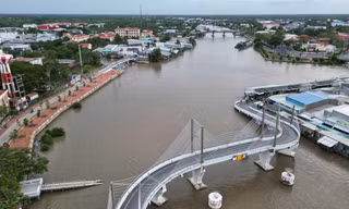 Tin mới vụ cầu chữ S ở Cà Mau bị sà lan đâm lệch