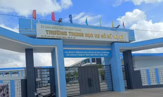 Khởi tố vụ 'lập quỹ trái phép' tại trường cấp 2 ở Cà Mau