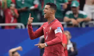 Ronaldo và cách duy nhất để tồn tại: Tiếp tục ghi bàn 