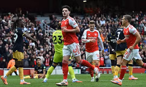 Đánh bại West Ham, Arsenal tạm chiếm ngôi đầu giải Ngoại hạng 