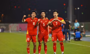 Tuyển thủ U23 Nguyễn Đình Bắc: Về tới Việt Nam phải ăn phở!
