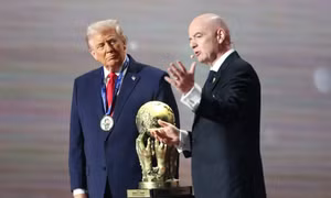 Tổng thống Trump sẽ trao cúp cho đội vô địch World Cup 2026