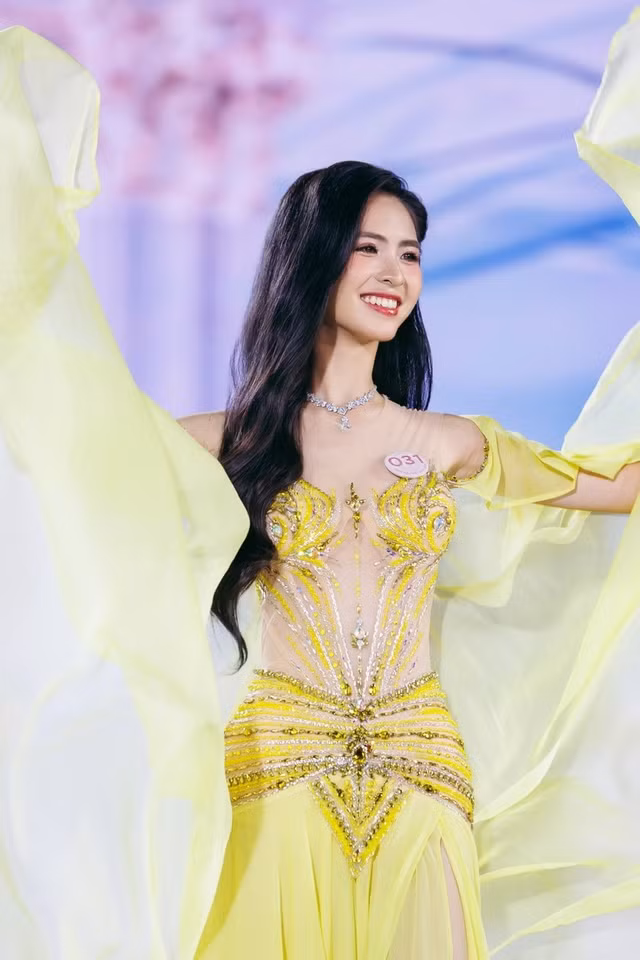 Hoa khôi Lê Phương Nghi: ‘Hoa hậu Việt Nam mang ý nghĩa đặc biệt tôn vinh trí tuệ và trách nhiệm cộng đồng’