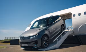 Xem trước Range Rover phiên bản thuần điện sắp ra mắt