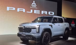 Mitsubishi Pajero đời mới hút khách khi vừa ra mắt