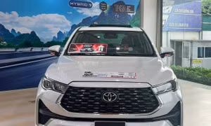 Mẫu xe hybrid bán chạy nhất Việt Nam được giảm giá