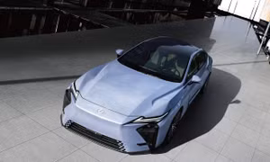 Xe điện mới của Lexus lộ diện ở Việt Nam, giá dự kiến dưới 3 tỷ đồng