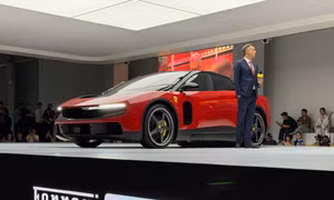 Xe điện Ferrari ‘cháy hàng’ ngay khi ra mắt Trung Quốc