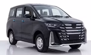 Ô tô điện 'nhái' Toyota Alphard, giá dưới 300 triệu đồng