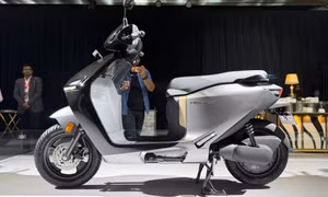 Xe máy điện mới của Honda, cốp rộng hơn Air Blade