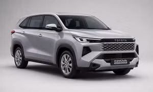 Lộ ảnh Innova Cross bản nâng cấp, rõ thiết kế mới của Toyota