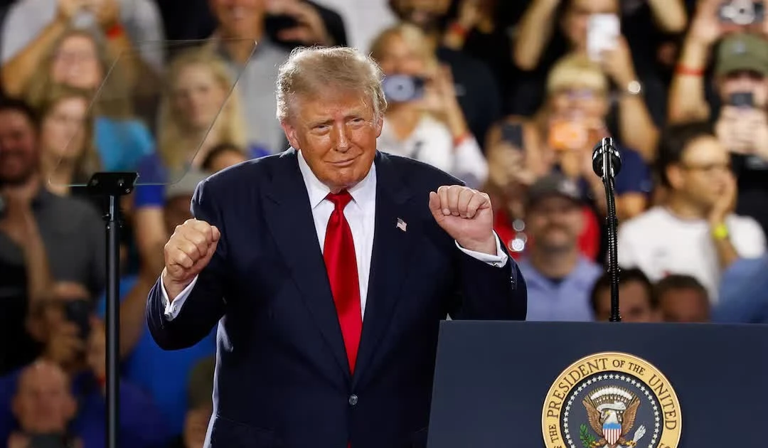 Tổng thống Trump hứa tặng 5.000 USD cho mỗi người Mỹ nếu đảng Cộng hòa thắng cử