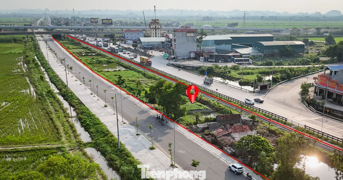 Ninh Bình: Người dân bị bít lối vào đất canh tác bởi đường 360 tỷ đồng