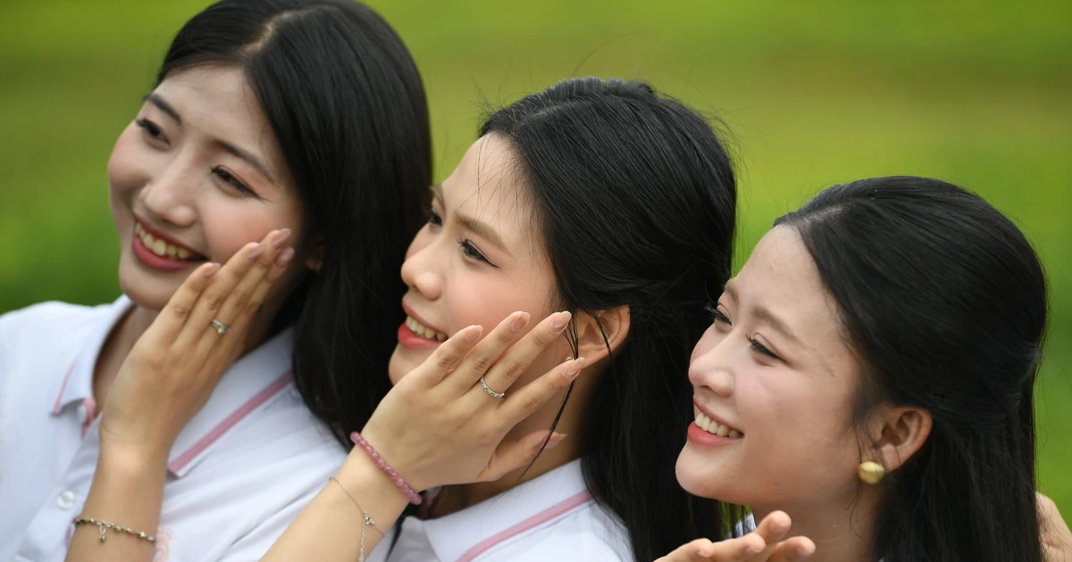 Thí sinh Hoa hậu Việt Nam mê mẩn điểm đến xanh ở Lai Châu