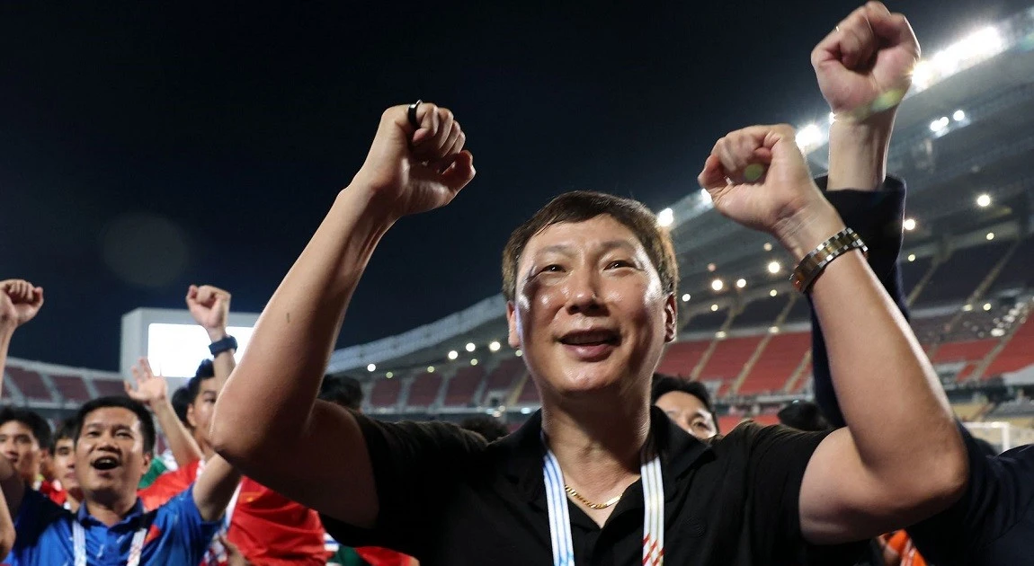 ESPN khen ngợi HLV Kim Sang-sik 'đã có những nước đi xuất sắc'