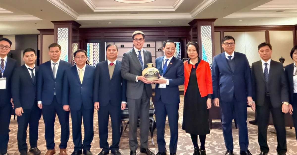 Vinachem hợp tác với tập đoàn Pháp, nghiên cứu nâng cấp nhà máy phân đạm