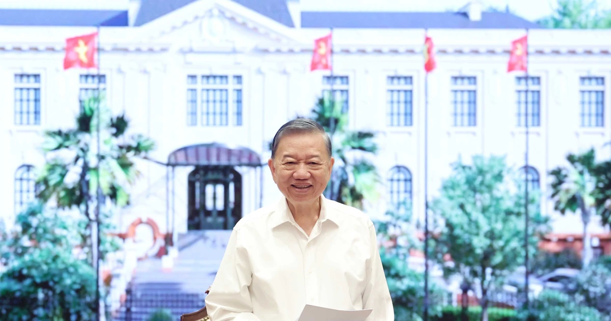 Không đồng nhất nhân tài với người có bằng cấp cao, thâm niên công tác