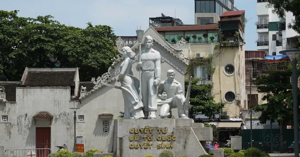 Hà Nội thống nhất di dời tượng đài 'Quyết tử để Tổ quốc quyết sinh'