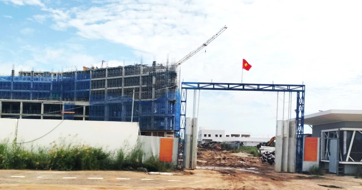 Bệnh viện hơn 3.300 tỷ đồng ở Cà Mau lại chậm, phải lùi tiến độ