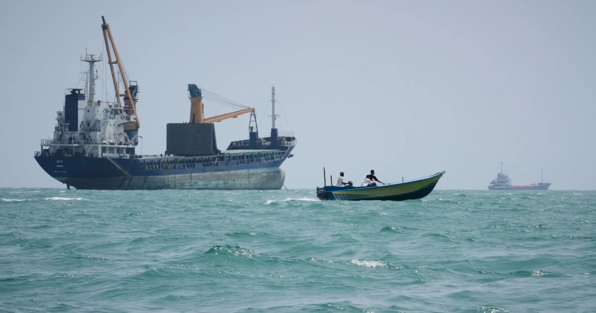Iran lập ‘vùng cấm’ ngoài eo biển Hormuz; Mỹ tố Tehran nói dối