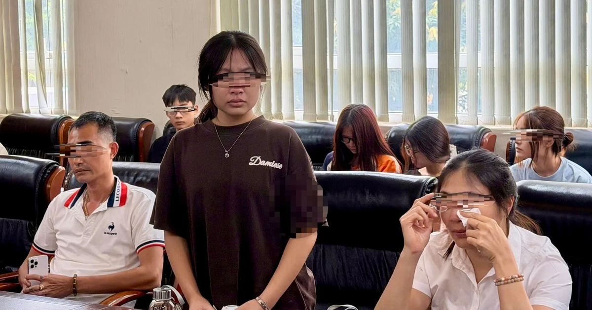 Hơn 30 thí sinh nguy cơ trượt ĐH vì trường bất ngờ nâng điểm sàn: ĐHQG Hà Nội nói gì?