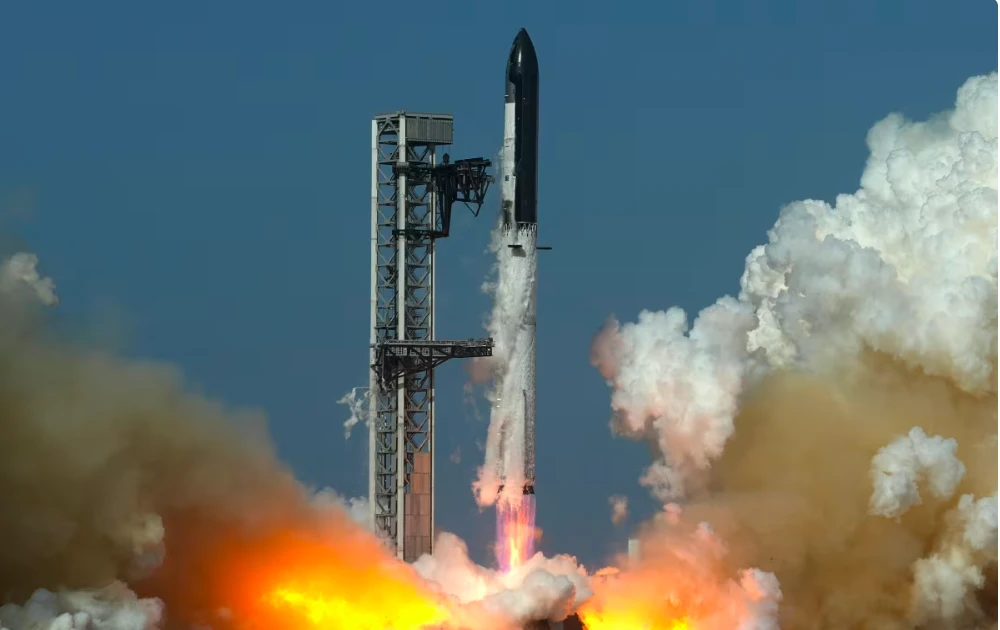 Tỷ phú Elon Musk ‘chơi lớn’, rót 100 tỷ USD xây siêu cảng vũ trụ chưa từng có