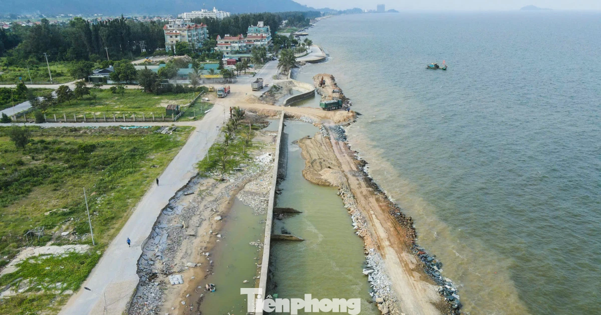 'Cứu' kè biển Hải Tiến trước mùa mưa bão
