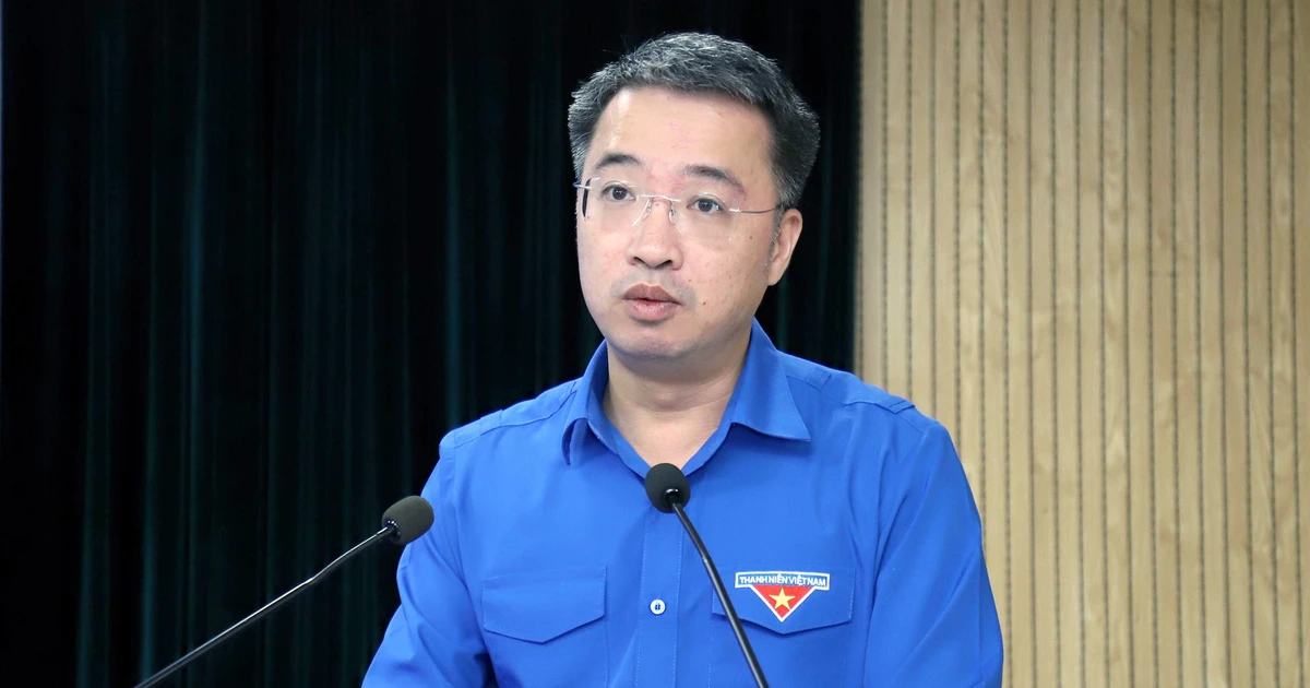 Chiếm lĩnh không gian mạng, làm chủ công nghệ ‘chinh phục’ thanh niên