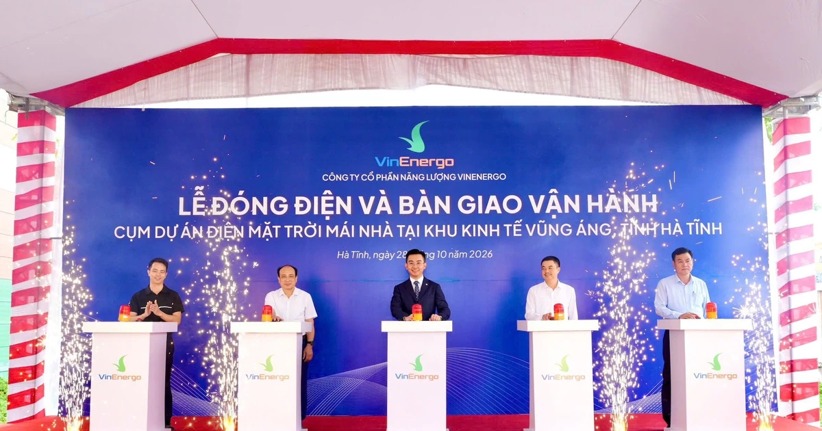 VinEnergo vận hành hệ thống điện mặt trời mái nhà kết hợp pin lưu trữ năng lượng tại Hà Tĩnh