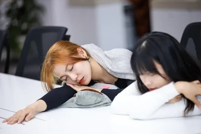 Sức khỏe tinh thần ảnh hưởng thầm lặng đến người trẻ như thế nào?
