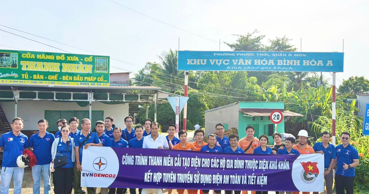 Tuổi trẻ EVNGENCO2 chung tay cải tạo điện cho các hộ dân khó khăn