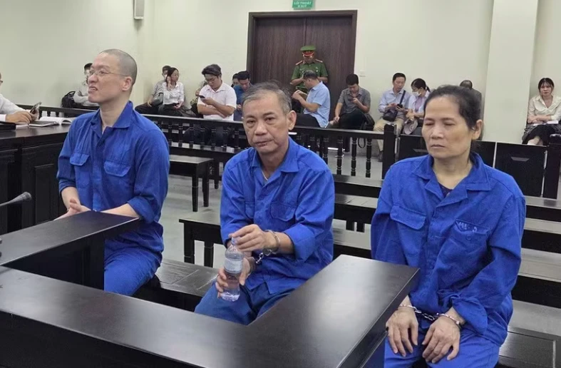 Cặp vợ chồng tự phong Thiếu tướng, Đại tá để lừa đảo gần 100 tỷ đồng