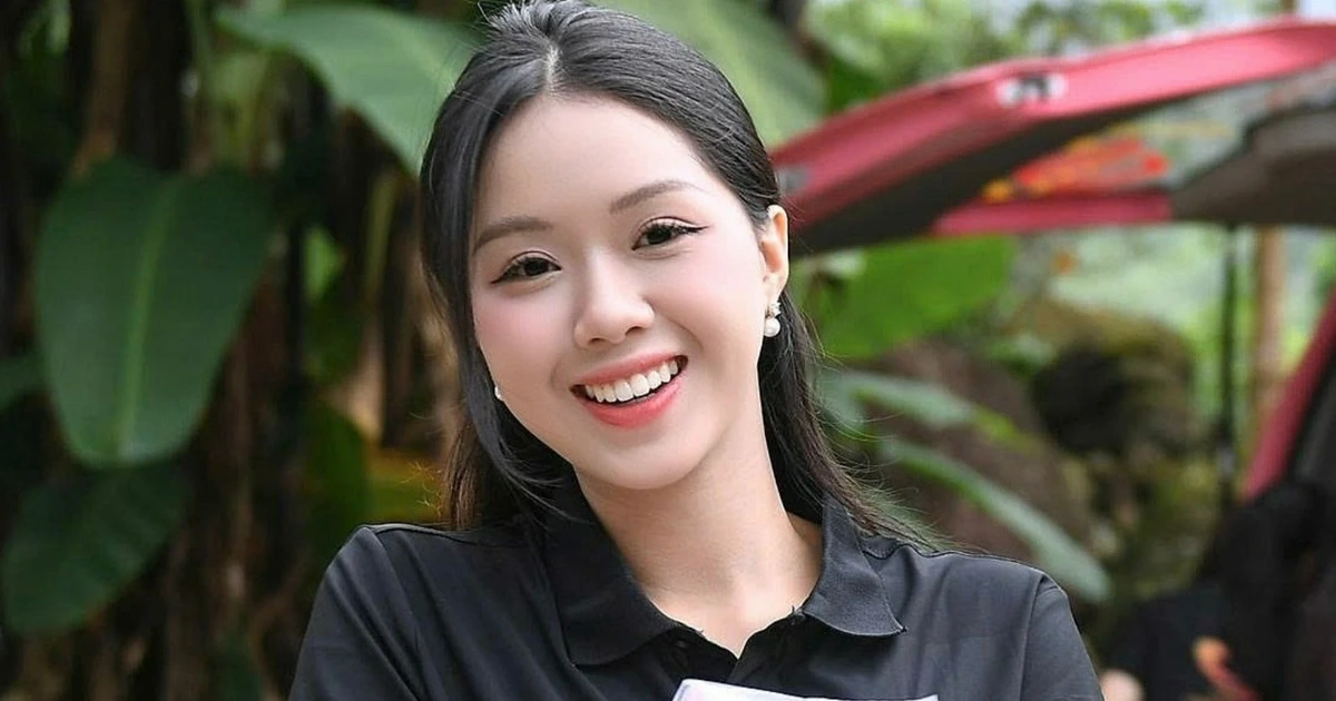 Thí sinh Hoa hậu Việt Nam nấu ăn cho em