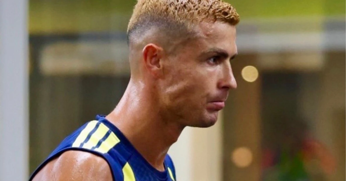 Ronaldo và Georgina nói không với tuần trăng mật