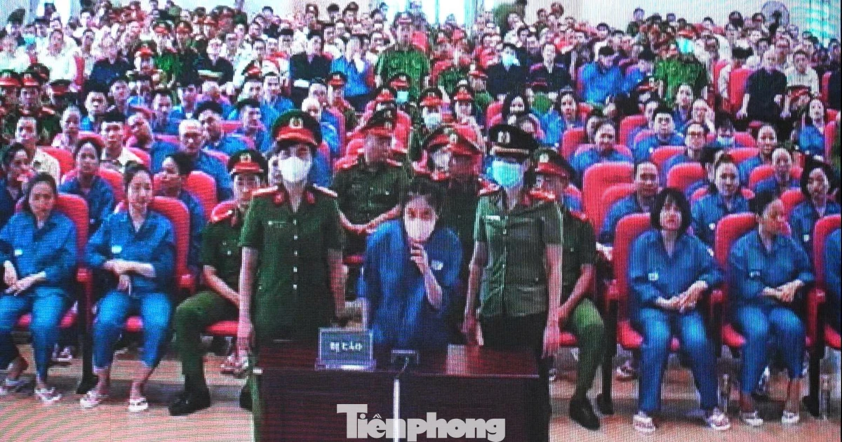 ‘Cô tiên từ thiện’ Trúc Phương xin điều chỉnh thông tin trong hồ sơ đại án ma túy VN10