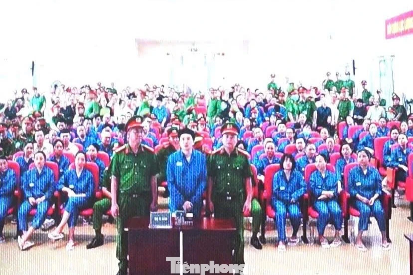 Đại án ma túy liên quan 4 tiếp viên hàng không: Xét xử Chi Dân, Trúc Phương tại Trại tạm giam Chí Hòa