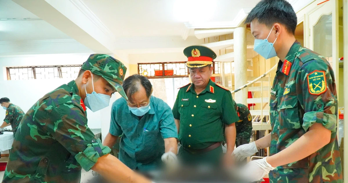 TPHCM hoàn thành 100% công tác lấy mẫu sinh phẩm hài cốt liệt sĩ tại 18/18 nghĩa trang